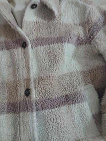 h: H&M ženska jakna/košulja od teddy/šerpa flisa - Materijal: mekani — 2