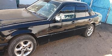мерседес 210 2 2: Mercedes-Benz W124: 1990 г., 2 л, Кол менен иштөөчү, Дизель, Седан — 5