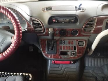 мерс домкрат: Автобус, Mercedes-Benz