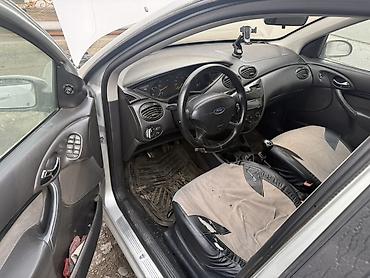 Ford: Ford Focus: 2003 г., 1.6 л, Механика, Бензин, Хэтчбэк — 1