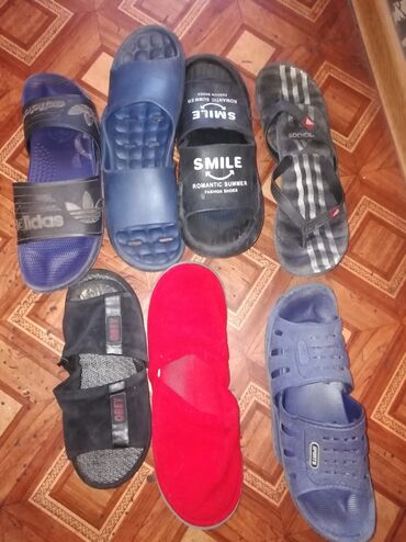 обувь мужская зима: Домашние тапочки