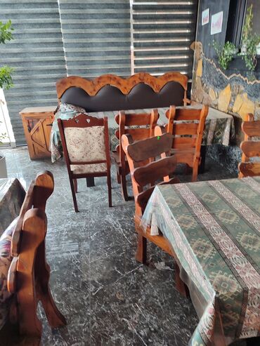 Restoran mebeli: Kafe/restoran üçün tam komplekt mebel və servis ləvazimatları -