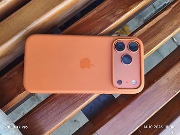 se iphone: IPhone 17 Pro Max, Б/у, 256 ГБ, Оранжевый, Чехол, 93 % — 2