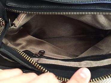 Другие сумки: Чёрная сумка из эко-кожи Состояние 8/10, брали за 3500, отдаём за 500 at lalafo.kg — 10 Другие сумки: Чёрная сумка из эко-кожи Состояние 8/10, брали за 3500, отдаём за 500 — 10