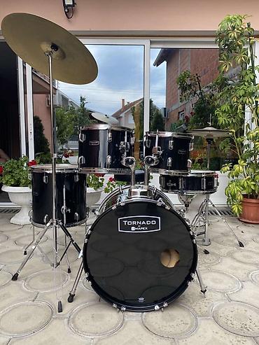 antiques: Mapex Tornado komplet bubnjeva – 5 delova sa činelama i hardverom - — 1