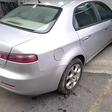 branik: Alfa Romeo 159 zadnji branik kod boje 565/A. Alfa Romeo 159 zadnji — 4