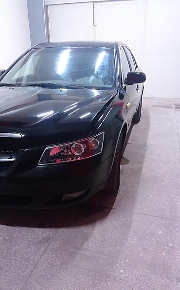bmw e60 m: Hyundai Sonata: 2.4 l | 2006 il Sedan — 4