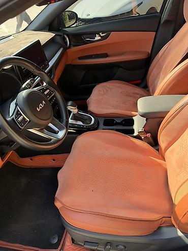 кия к 3: Kia K3: 2024 г., 1.6 л, Вариатор, Бензин, Седан — 9