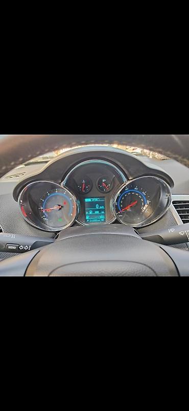 Avtomobil satışı: Chevrolet Cruze LT sedan - Korpus: 4 qapılı sedan, tünd yaşıl rəng — 4