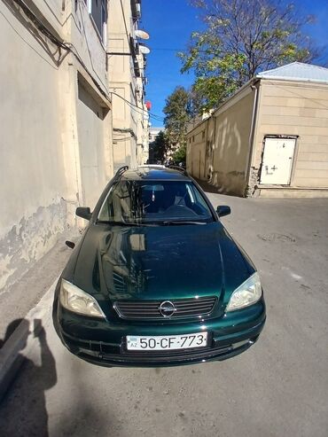 бампер гольф 3: Opel Astra: 1.6 l | 1998 il Universal