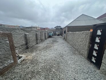 Köhnə tikili: Satılır: Mənzil (şəkillərdə göstərilən) - Plan: 2 otağa çevrilə — 24