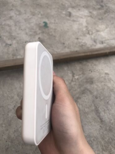 поко м5 цена в бишкеке: MagSafe Power Bank (беспроводной внешний аккумулятор) - Емкость: 5000
