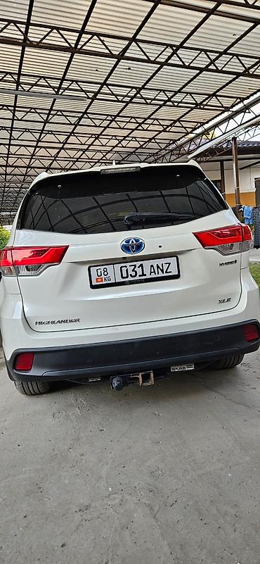 Toyota: Toyota Highlander: 2018 г., 3.5 л, Вариатор, Гибрид, Минивэн — 10