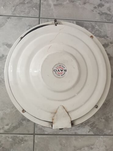 ventilator za kola: Ventilator zidni za provetravanje prostorije. Prečnika 23 cm. Cena