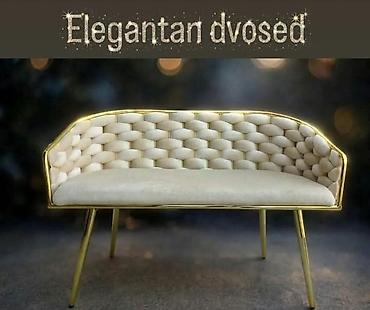 Elegantan dvosjed – moderan akcentni komad za dnevnu sobu, hodnik ili