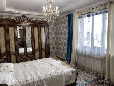 пол дома кызыл аскер: 220 м², 6 комнат, Утепленный, Теплый пол, Бронированные двери