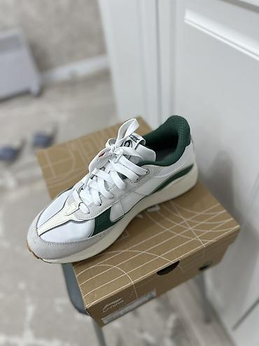 Кроссовки и спортивная обувь: Срочно продаётся Кроссовка Li-Ning 🤩 Новое 🆕 100% Оригинал ✅ брали за — 3