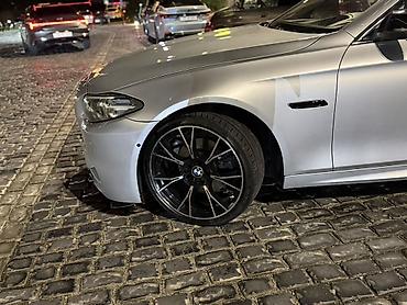 BMW: Böyük manitor Boyük gozik 4 knopkadan ibaratdi Head up (elektron — 8