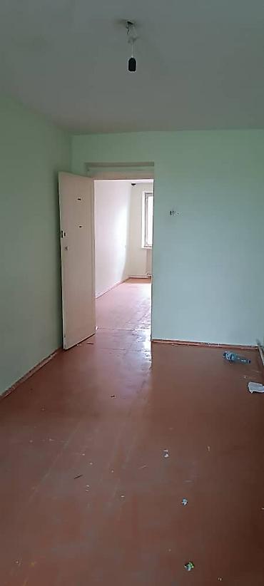 санузла: 3 комнаты, 76 м², 1 этаж, Старый ремонт — 3