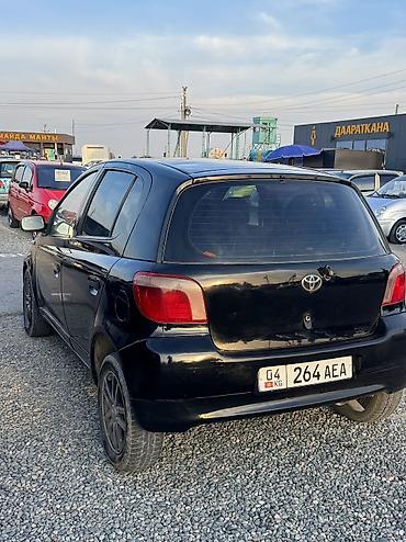 camry 50 xle: Toyota Yaris: 2001 г., 1.3 л, Автомат, Бензин, Хэтчбэк — 5