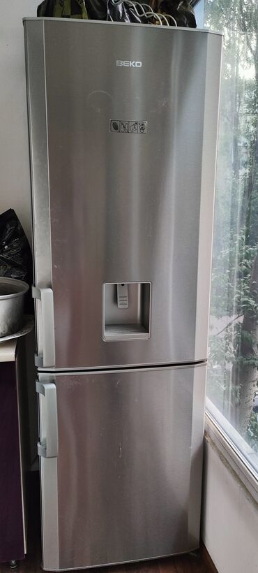 ветреный холодильник: Холодильник Beko, Б/у, Двухкамерный, No frost, 55 * 180 *