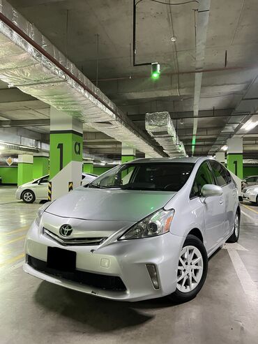 тойота гибрит: Toyota Prius: 1.8 л | 2013 г