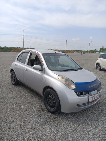 runx alex: Nissan Март: 2002 г., 1.3 л, Автомат, Бензин, Седан