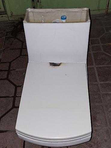 unitazi: Məhsul: Kəmər tipli, yerüstü monoblok tualet (bak və unitaz bir — 1
