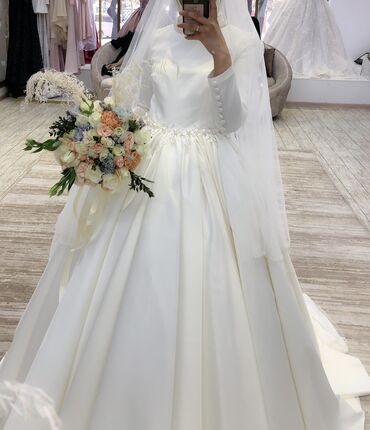 свадебное платье цвета айвори: Продаю свадебное платье. Подойдет для покрытых так и не для покрытых