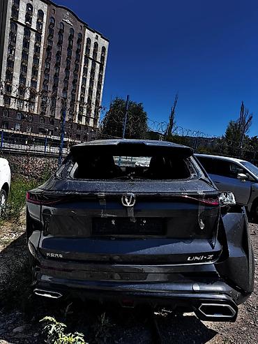 byd e1: Changan Uni-Z: 2025 г., 1.5 л, Робот, Бензин, Кроссовер — 4