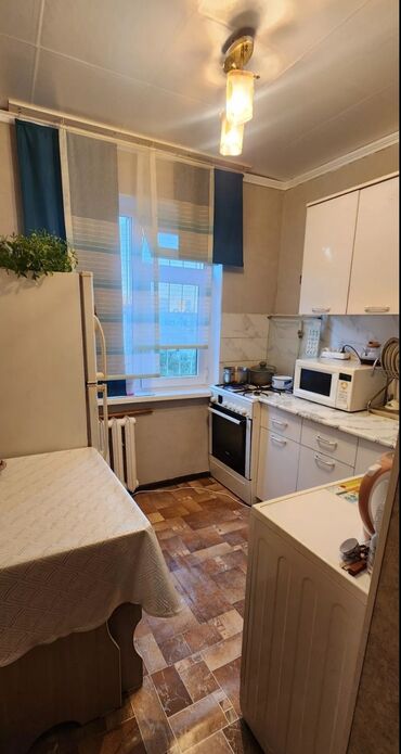 квартира 77 серия: 3 комнаты, 58 м², 104 серия, 4 этаж, Косметический ремонт