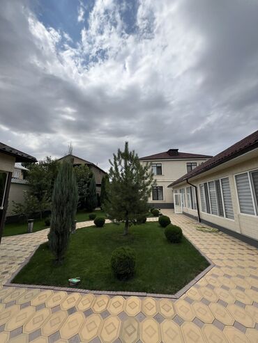 продам дом киргизия 1: Дом, 345 м², 7 комнат, Риэлтор, Дизайнерский ремонт