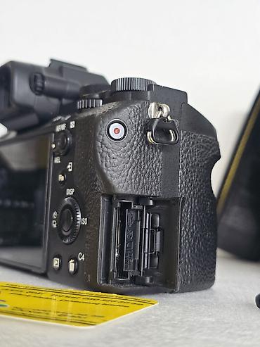 sony zv e10 ii: Sony Alpha 7 II FullFream. Kamera E-mount sistemlidir və dəyişən — 8