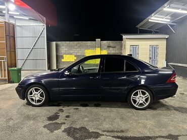 авто расрочка бишкек: Mercedes-Benz C-Class: 2002 г., 2 л, Автоматтык, Бензин, Седан