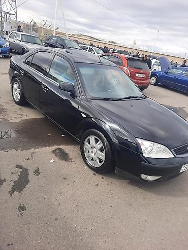 ford focus 2000: Ford Mondeo sedan - Korpus: sedan, qara rəng - Mühərrik: benzin - — 2