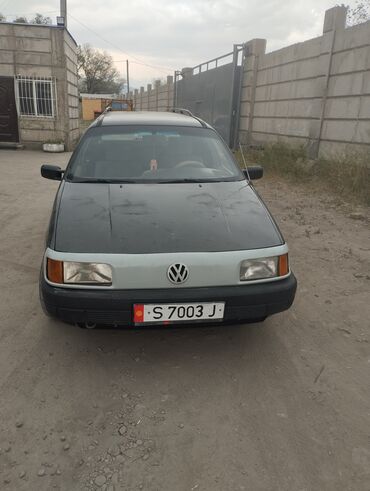 Volkswagen: Volkswagen Passat: 1991 г., 1.8 л, Механика, Бензин, Универсал