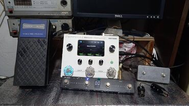 Digər ləvazimatlar: Gitara prosessoru. Hotone Ampero II Stomp (MP-300) aksesuarları ilə — 1