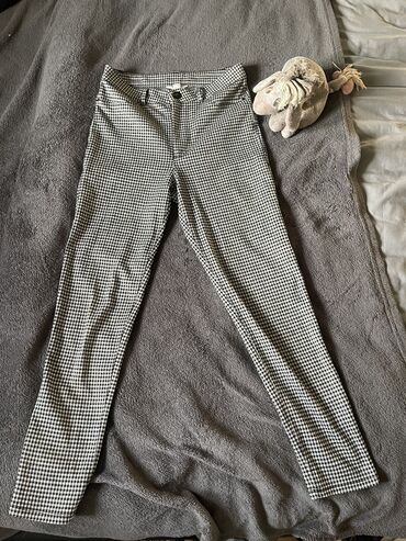 Pantalone (Springfield ) veličina 34 očuvane nošene u odličnom su