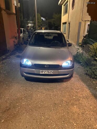 Opel Corsa: 1.2 l. | 1999 έ. 81000 km. Χάτσμπακ