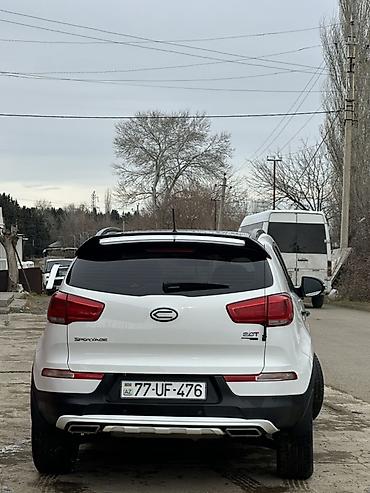 Kia: Kia Sportage: 2 l | Krossover — 4