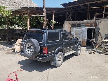 daewoo жентира: Toyota Hilux Surf: 1993 г., 2.4 л, Автомат, Дизель, Внедорожник — 4