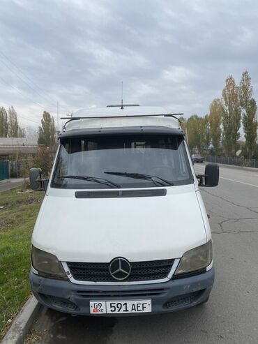 двухскатный спринтер: Mercedes-Benz Sprinter: 2003 г., 2.2 л, Механика, Дизель, Бус