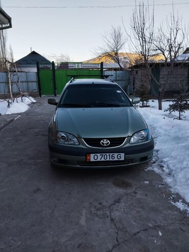 Toyota: Toyota Avensis: 2001 г., 1.8 л, Механика, Бензин, Универсал