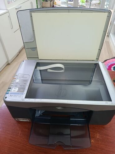 HP PSC 1350 modeli, printer, skaner və surətçıxaran funksiyalarını