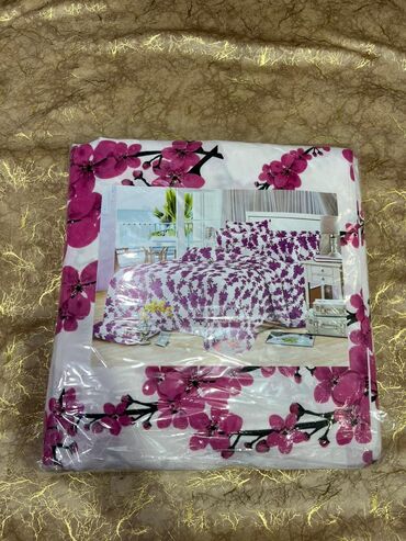 Rəflər, etajerkalar: Qızılı metal karkaslı mərmər naxışlı 2 və 3 mərtəbəli — 47