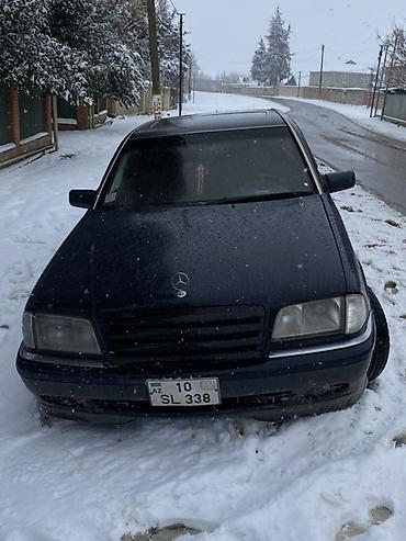 Mercedes-Benz: Mercedes-Benz sedan - Korpus: 4 qapılı sedan, tünd rəng - Salon — 9