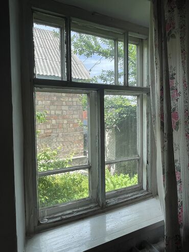 деревянные ступени: Деревянное окно, Комбинированное, цвет - Белый, Б/у, 140 *110, Самовывоз