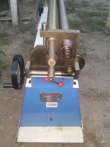 Metal dəzgahları: Metal bükmə/valçanka dəzgahı – elektrik ötürücülü - 3 valslı silindr — 4