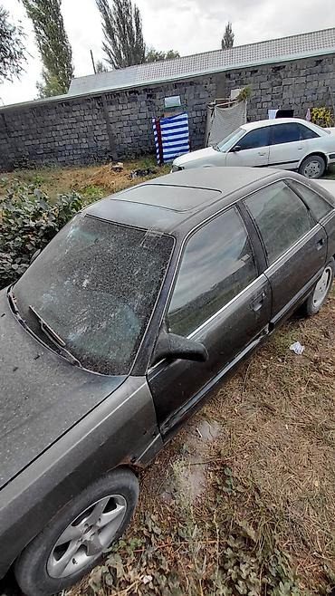Audi: Audi 100: 1988 г., 2.3 л, Механика, Бензин, Седан at lalafo.kg — 4 Audi: Audi 100: 1988 г., 2.3 л, Механика, Бензин, Седан — 4