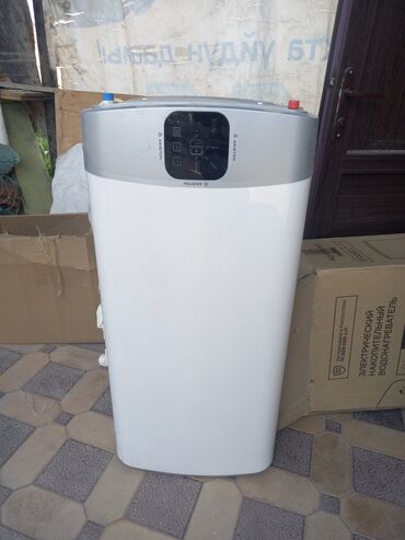 ariston velis: Водонагреватель Ariston 80 л